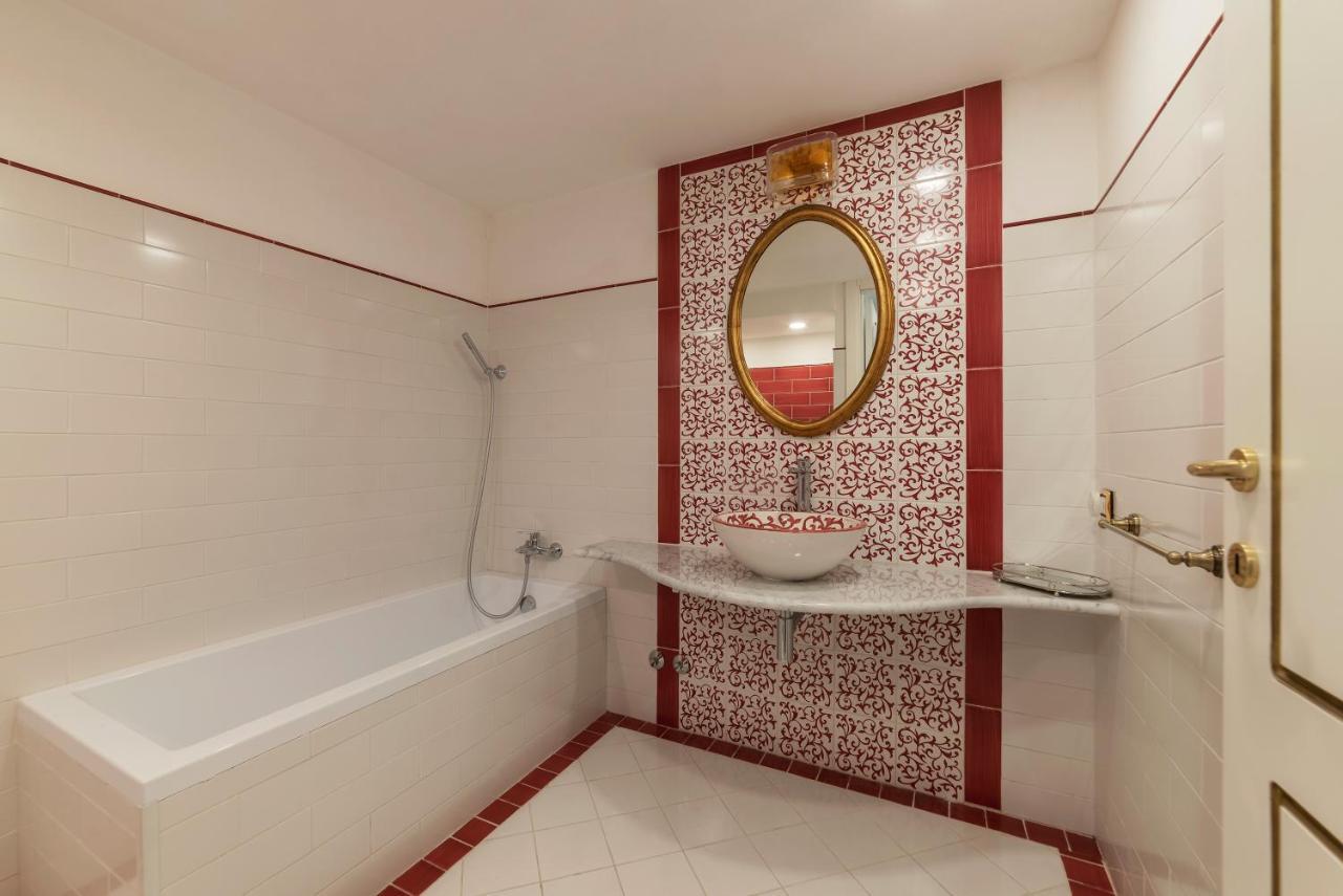Palazzo Altieri Elegant Apartment Rome Exterior photo